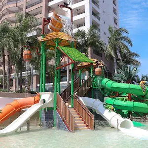 Sunscape Resort