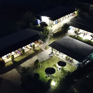 https://cat-bungalow.koh-lantahotels.net